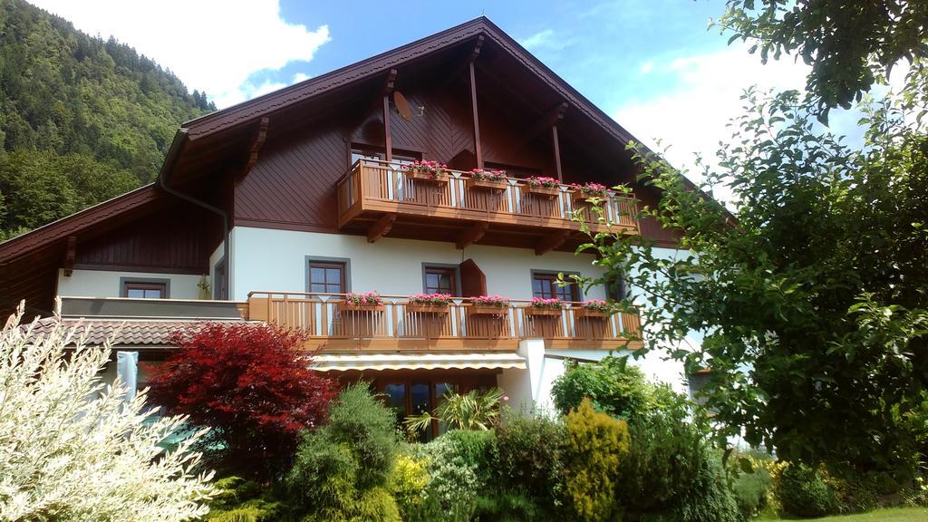 Landhaus Gailer Treffen Exteriör bild